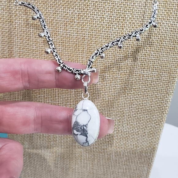 Handmade Howlite 925 Silver Fashion Necklace - Picture 8 of 14